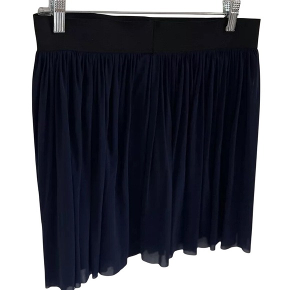 Vince Camuto Navy Blue Chiffon Pleated Tulle Midi Skirt Women's Size Medium - Picture 3 of 5
